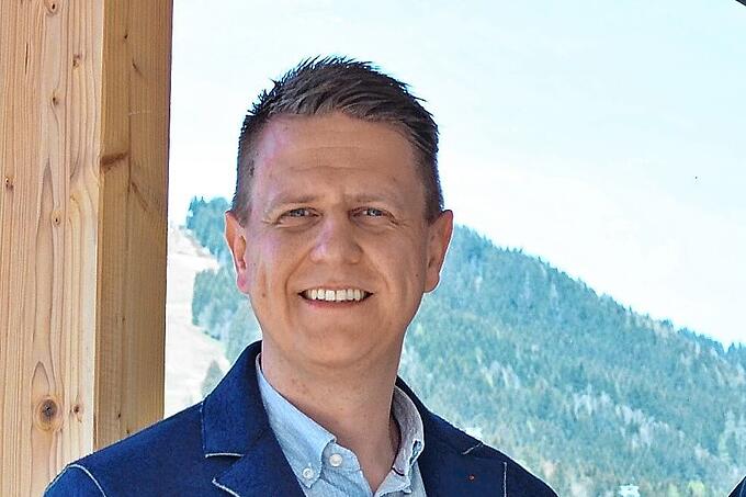 Michael Turner – Editor-in-Chief, WorldOfIrishDancing.com